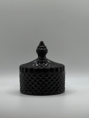 Świeca sojowa zapachowa Night King. Czarna świeca. Piękna świeca Elegancka Świeca