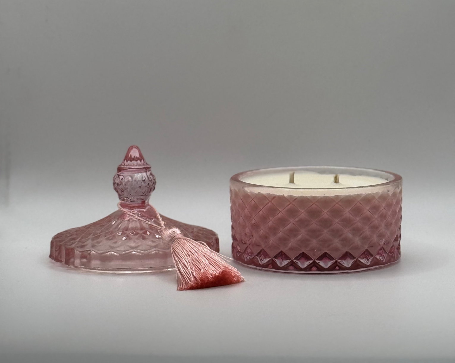 Świeca sojowa zapachowa Sweet Princess. Różowa świeca. Piękna świeca Elegancka Świeca